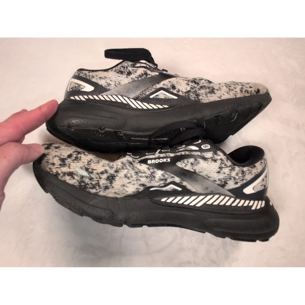 Brooks Adrenaline GTS 23 Women's Running Shoes Gray Black‎ Sneakers Size 9.5
